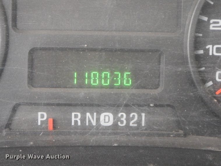 image for item GK9644 2007 Ford F450 Super Duty XL  flatbed truck