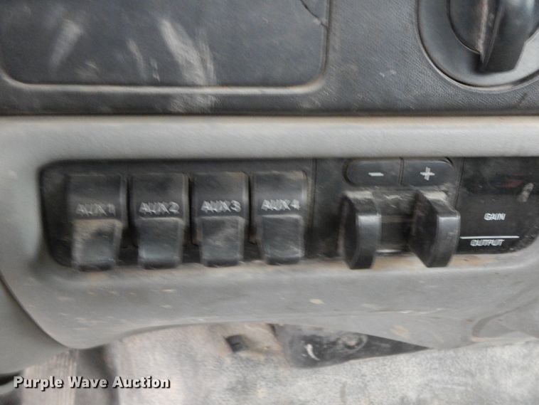 image for item GK9644 2007 Ford F450 Super Duty XL  flatbed truck