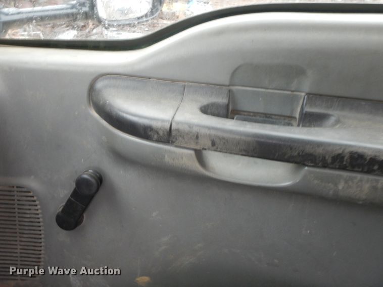 image for item GK9644 2007 Ford F450 Super Duty XL  flatbed truck