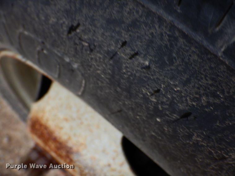 image for item GK9644 2007 Ford F450 Super Duty XL  flatbed truck