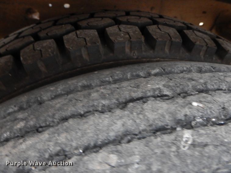 image for item GK9644 2007 Ford F450 Super Duty XL  flatbed truck