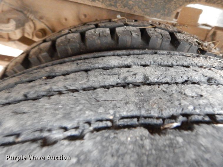 image for item GK9644 2007 Ford F450 Super Duty XL  flatbed truck