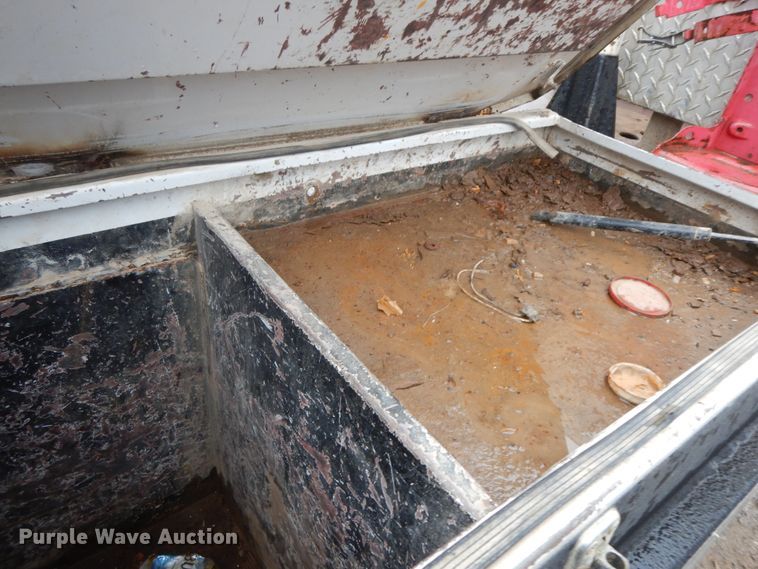 image for item GK9644 2007 Ford F450 Super Duty XL  flatbed truck