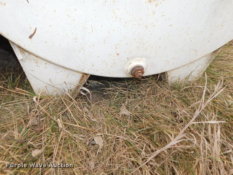 image for item GQ9920 (4) tanks