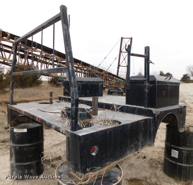 image for item GQ9921 Flatbed