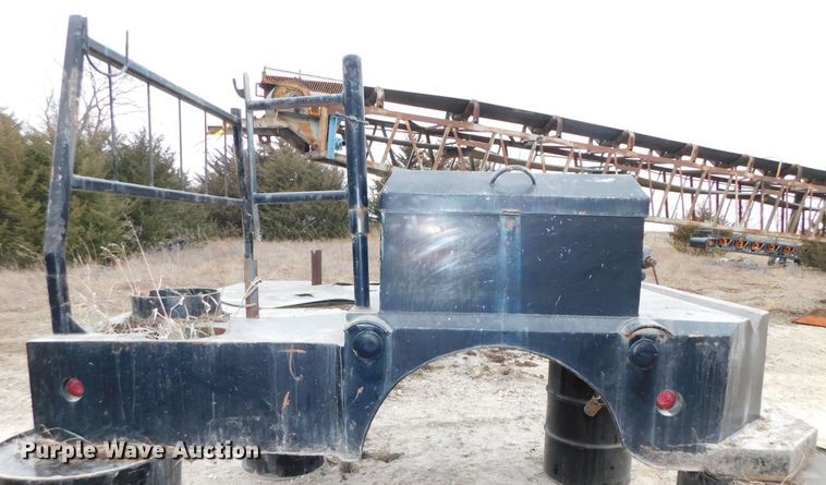 image for item GQ9921 Flatbed