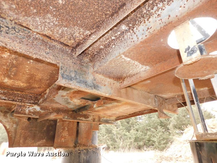 image for item GQ9921 Flatbed