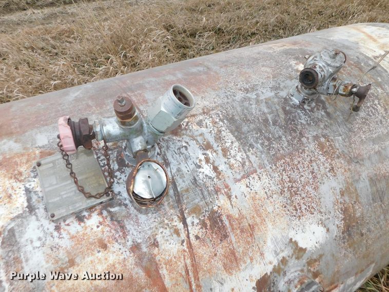 image for item GQ9922 (4) tanks