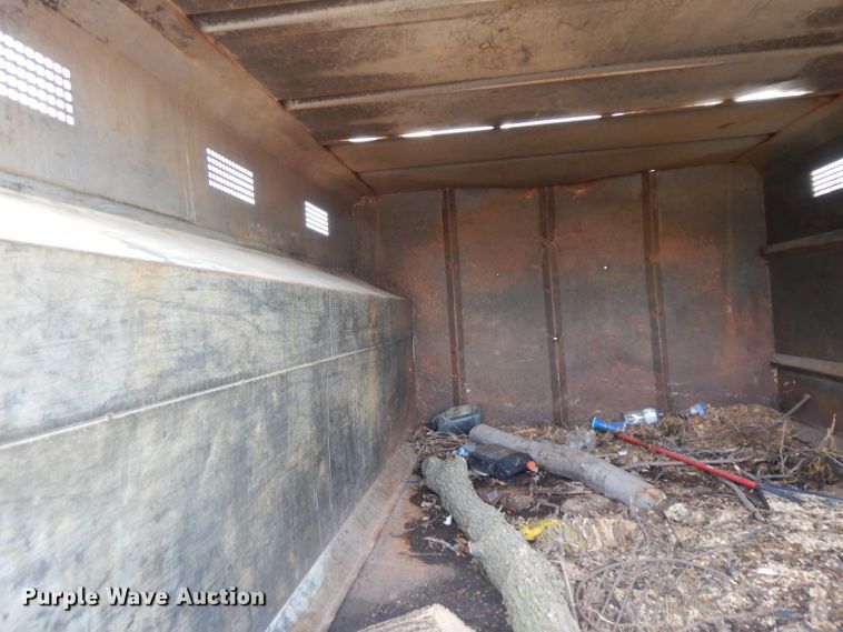 image for item HA9253 2003 GMC C7500  forestry bucket truck