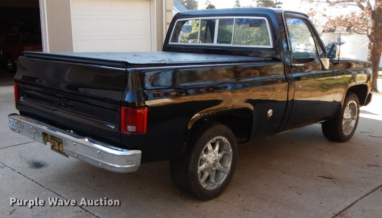 image for item HP9106 1978 GMC C10  pickup truck