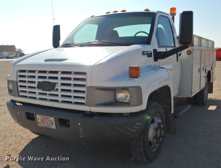image for item HU9725 2007 Chevrolet C4500  utility truck