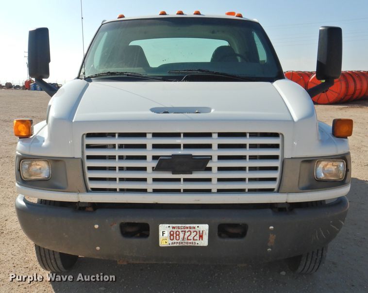 image for item HU9725 2007 Chevrolet C4500  utility truck