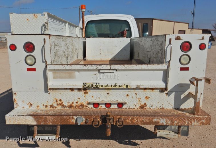 image for item HU9725 2007 Chevrolet C4500  utility truck