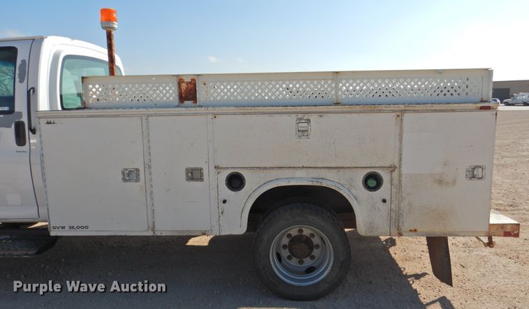 image for item HU9725 2007 Chevrolet C4500  utility truck