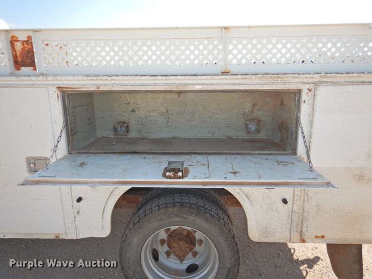 image for item HU9725 2007 Chevrolet C4500  utility truck