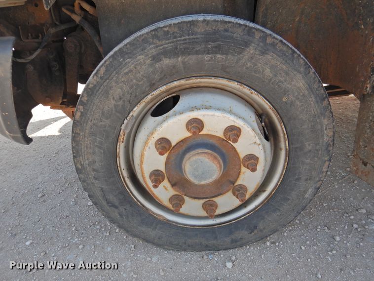 image for item HU9725 2007 Chevrolet C4500  utility truck