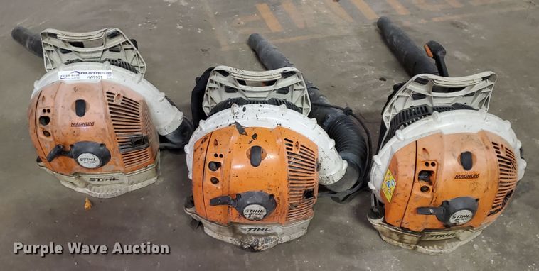 image for item HW9531 (3) Stihl BR600 backpack blowers
