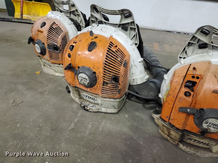 image for item HW9531 (3) Stihl BR600 backpack blowers