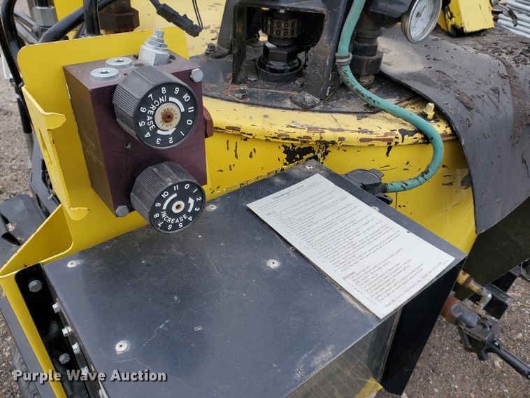 image for item HW9532 2013 Stepp OJK-125 melter applicator