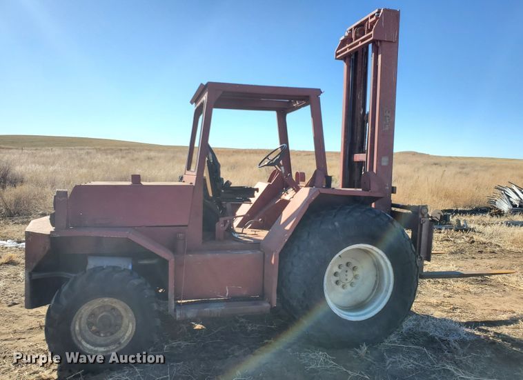 image for item HW9575 K-D Manitou  forklift