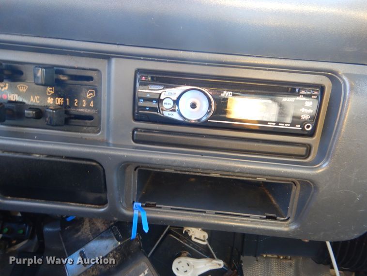 image for item HX9053 2006 GMC W4500  flatbed truck with crane