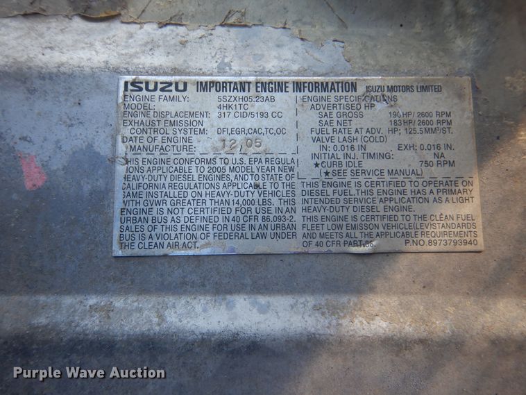 image for item HX9053 2006 GMC W4500  flatbed truck with crane