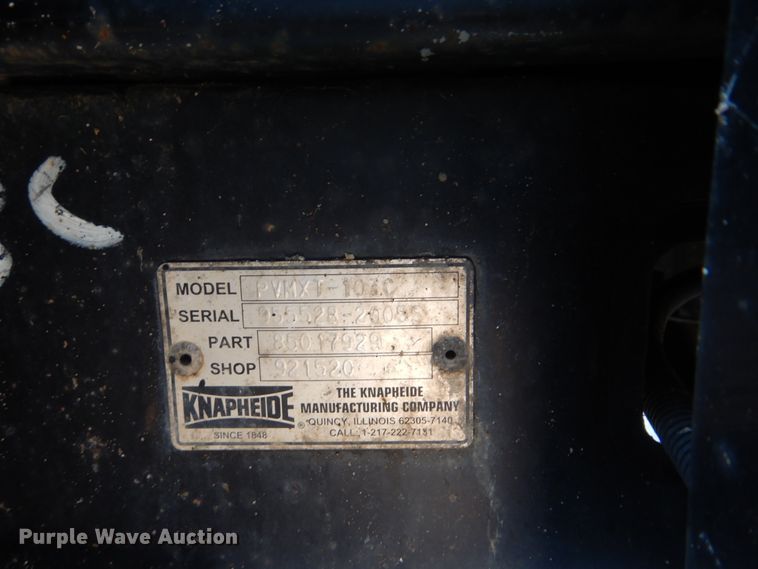 image for item HX9053 2006 GMC W4500  flatbed truck with crane