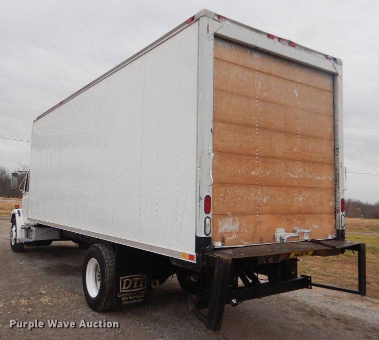 image for item HX9063 1998 Freightliner FL70  box truck