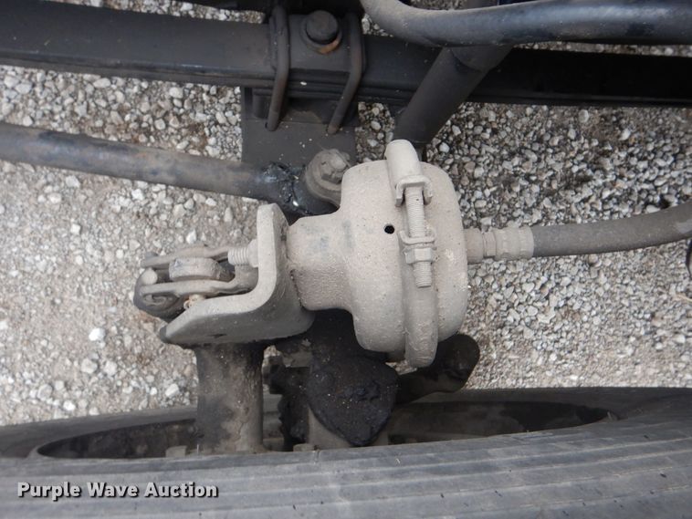 image for item HX9063 1998 Freightliner FL70  box truck