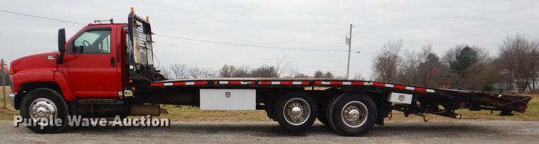 image for item HX9066 2006 GMC C8500  rollback truck