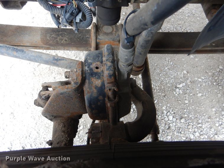 image for item HX9066 2006 GMC C8500  rollback truck