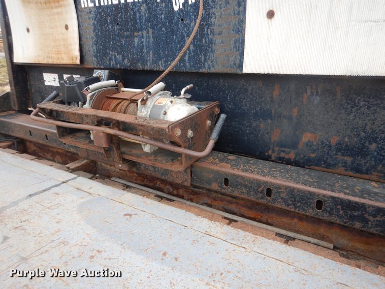 image for item HX9066 2006 GMC C8500  rollback truck