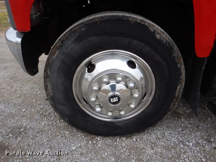 image for item HX9066 2006 GMC C8500  rollback truck