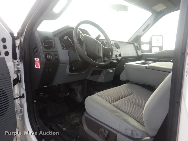 image for item HX9072 2015 Ford F550 Super Duty  refrigerated truck