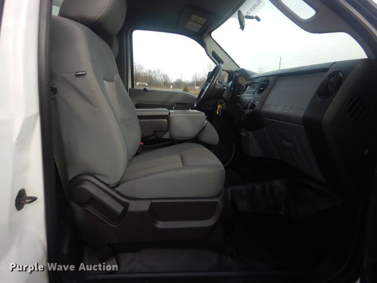 image for item HX9072 2015 Ford F550 Super Duty  refrigerated truck