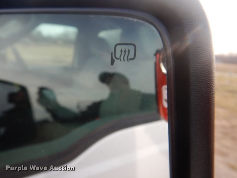 image for item HX9072 2015 Ford F550 Super Duty  refrigerated truck