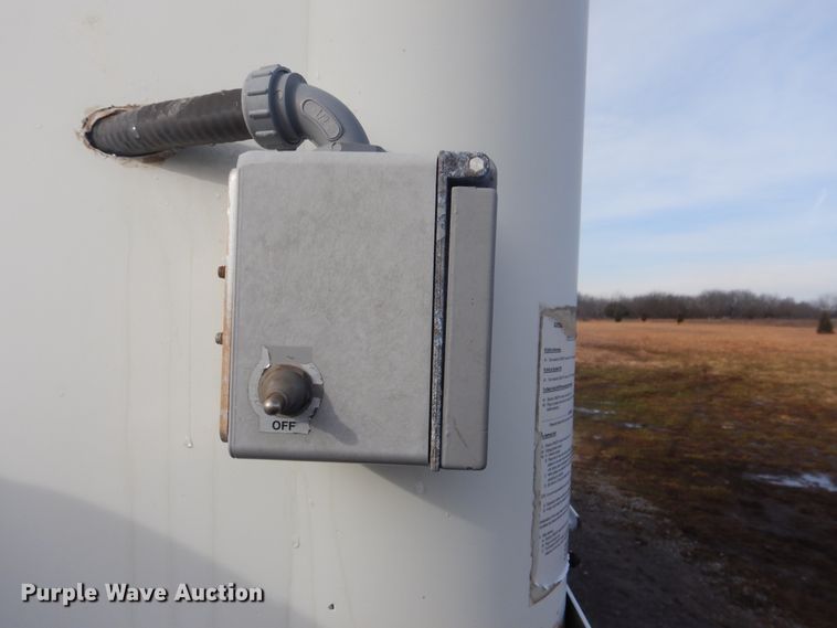 image for item HX9072 2015 Ford F550 Super Duty  refrigerated truck