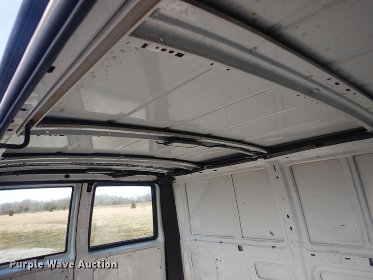 image for item HX9073 1997 Chevrolet Astro  van