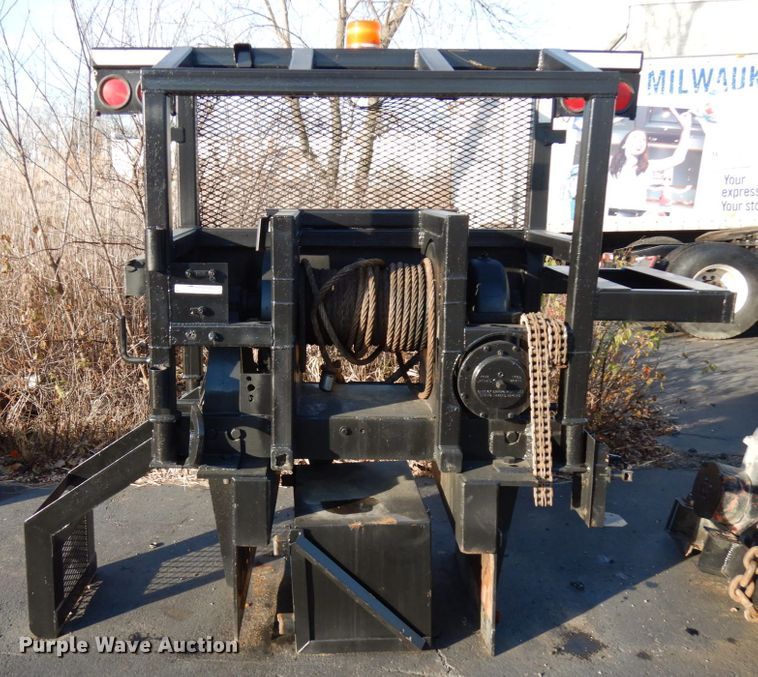 image for item HX9502 Headache rack