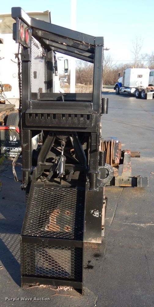 image for item HX9502 Headache rack