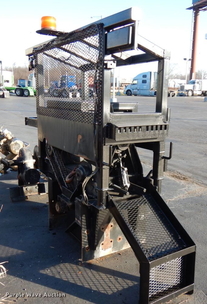 image for item HX9502 Headache rack