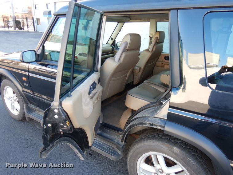 image for item HX9510 2002 Land Rover Discovery SE7  SUV