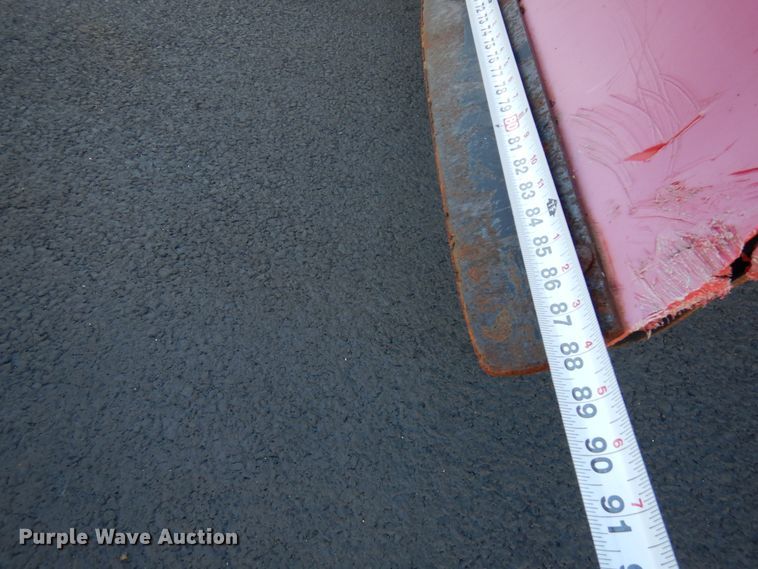 image for item HX9511 2000 Chevrolet Blazer  SUV