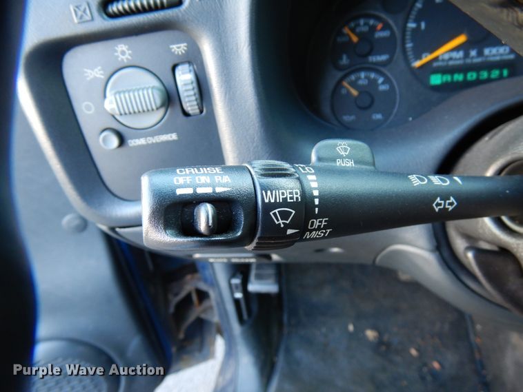 image for item HX9511 2000 Chevrolet Blazer  SUV