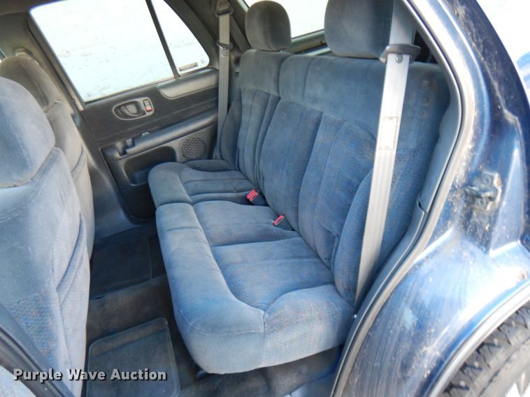 image for item HX9511 2000 Chevrolet Blazer  SUV