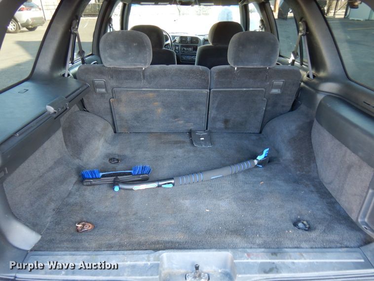 image for item HX9511 2000 Chevrolet Blazer  SUV