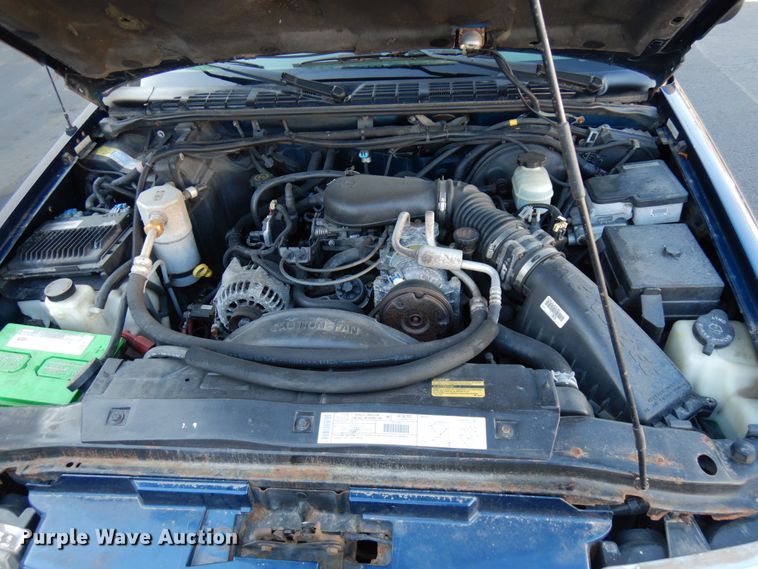 image for item HX9511 2000 Chevrolet Blazer  SUV