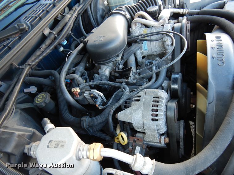 image for item HX9511 2000 Chevrolet Blazer  SUV