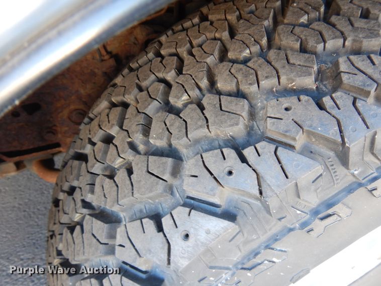 image for item HX9511 2000 Chevrolet Blazer  SUV