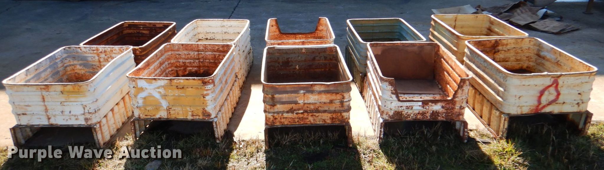 (10) steel containers in Atoka, OK Item DJ0359 sold Purple Wave